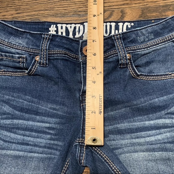 HYDRAULIC Bailey Women's Size 5-6 Medium Blue Denim Low-Rise Midi Shorts - Picture 7 of 9